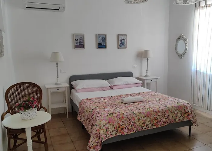 Villaggio Imbesi בית הארחה 3*