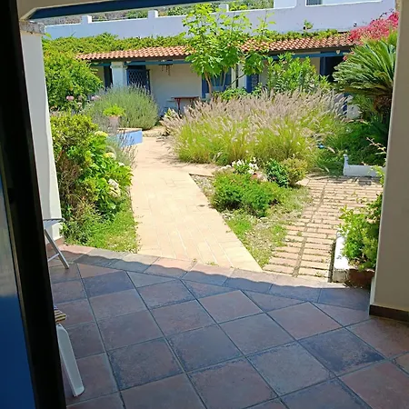 Casa de hóspedes Villaggio Imbesi 3*