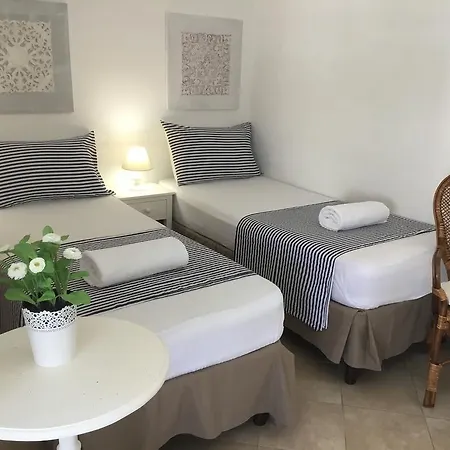 Villaggio Imbesi 게스트하우스 빌라 산 조반니